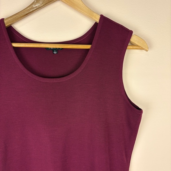 Misook Deep Burgundy Red Knit Sleeveless Tank Top - Picture 4 of 6